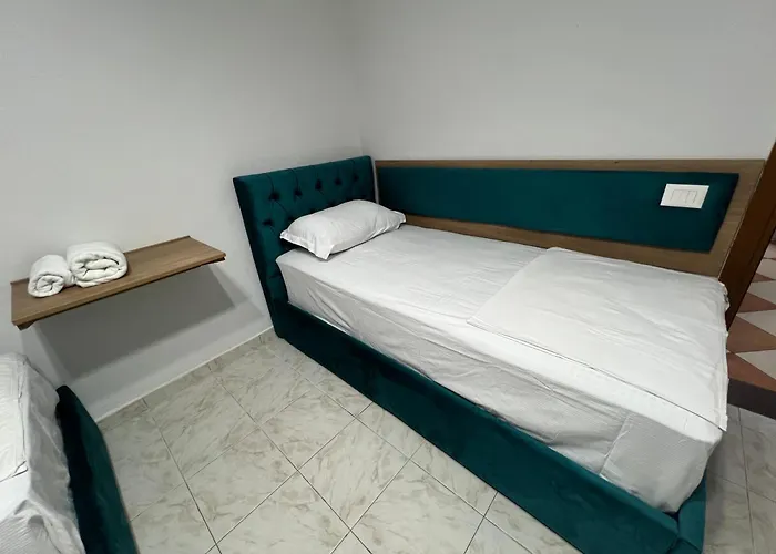 אכסניה Sisterhood Hostel-female Only